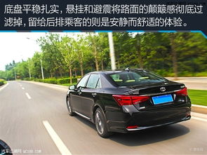 皇冠汽车的油耗多少